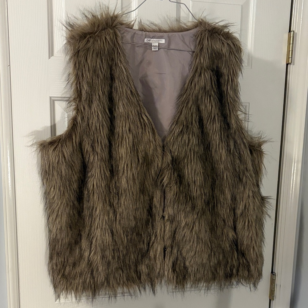 Faux Rabbit Fur Vest in Brown